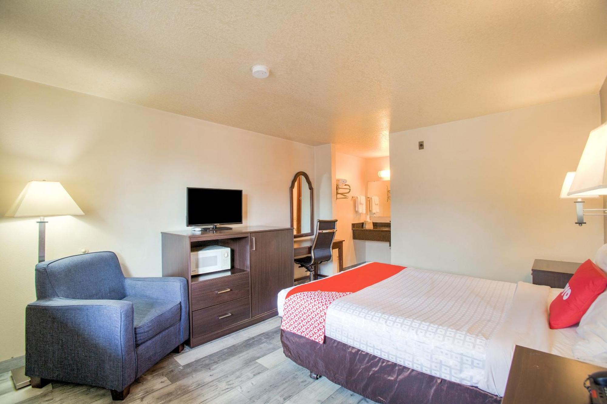 Oyo Woodland Hotel And Suites Luaran gambar