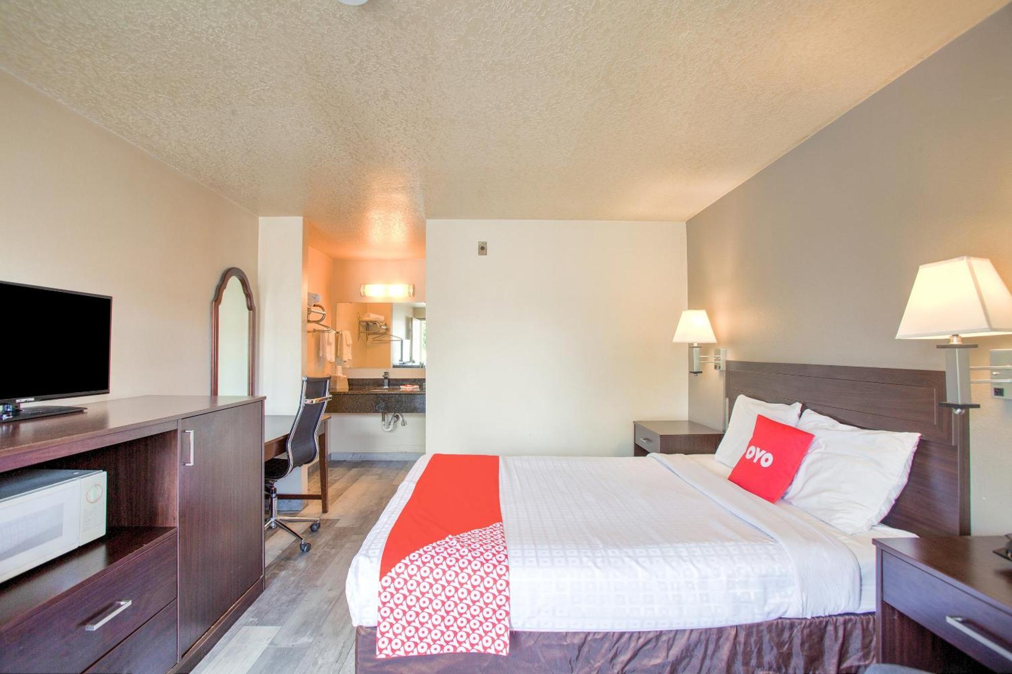 Oyo Woodland Hotel And Suites Luaran gambar