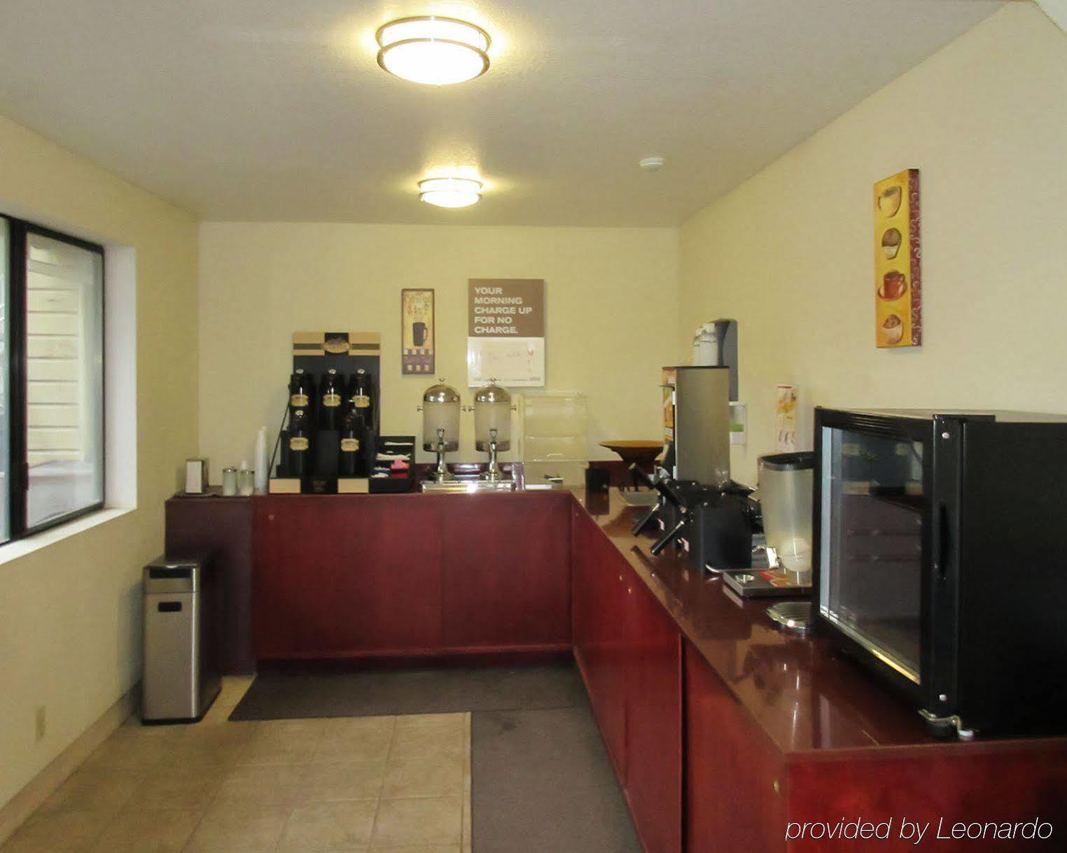Oyo Woodland Hotel And Suites Luaran gambar