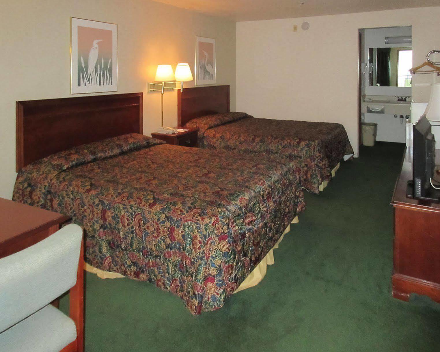 Oyo Woodland Hotel And Suites Luaran gambar